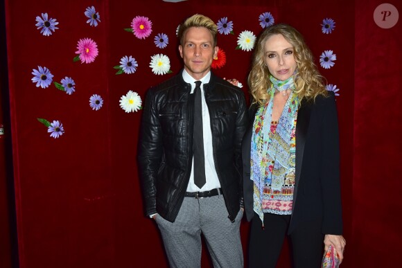 Exclusif - Pierre Barbe et Tonya Kinzinger assistent à la comédie musicale "Woodstock" au théâtre Comédia à Paris le 9 novembre 2017. © Giancarlo Goassini/Bestimage