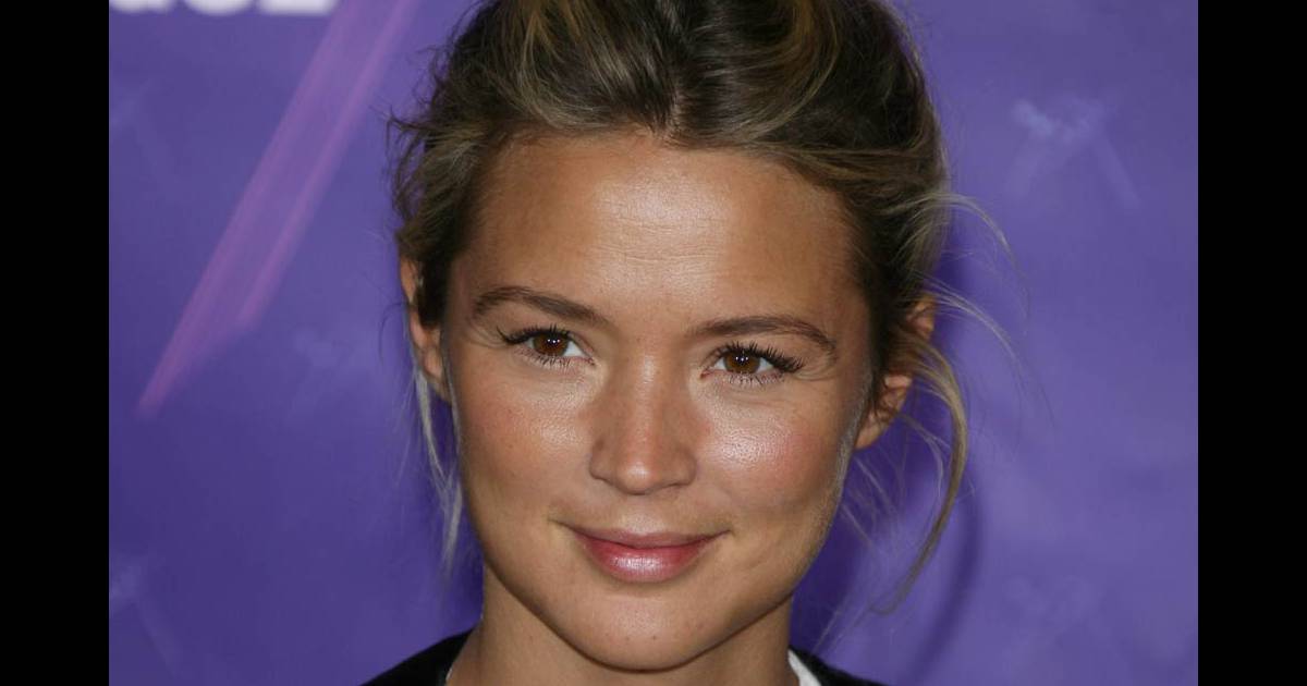 L'amour C'est Mieux Que La Vie Musique Pour Virginie Efira... "L'amour, c'est mieux à deux"... - Purepeople