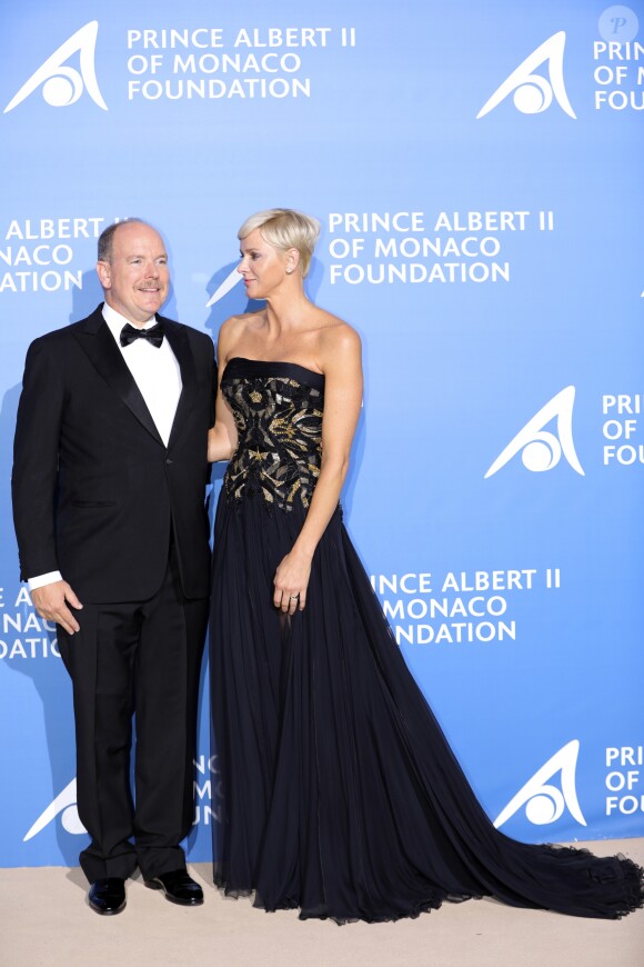 Le prince Albert II de Monaco et la princesse Charlene au 1er "Gala pour l'Océan de Monte-Carlo" sur les terrasses de l'Opéra à Monaco, le 28 septembre 2017. © Claudia Albuquerque/Bestimage