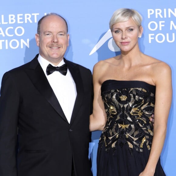 Le prince Albert II de Monaco et la princesse Charlene au 1er "Gala pour l'Océan de Monte-Carlo" sur les terrasses de l'Opéra à Monaco, le 28 septembre 2017. © Claudia Albuquerque/Bestimage