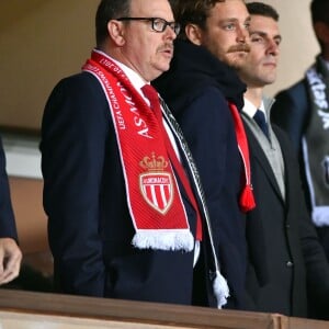 Semi-exclusif - Le prince Albert II de Monaco avec ses neveux Pierre Casiraghi et Louis Ducruet, qui se sont comme lui laissé pousser la moustache pour marquer le bicentenaire de la Compagnie des carabiniers, lors du match de Ligue des Champions AS Monaco - Besiktas le 17 octobre 2017 au stade Louis II.