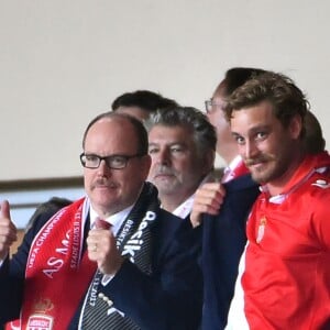 Semi-exclusif - Le prince Albert II de Monaco avec ses neveux Pierre Casiraghi et Louis Ducruet, qui se sont comme lui laissé pousser la moustache pour marquer le bicentenaire de la Compagnie des carabiniers, lors du match de Ligue des Champions AS Monaco - Besiktas le 17 octobre 2017 au stade Louis II.