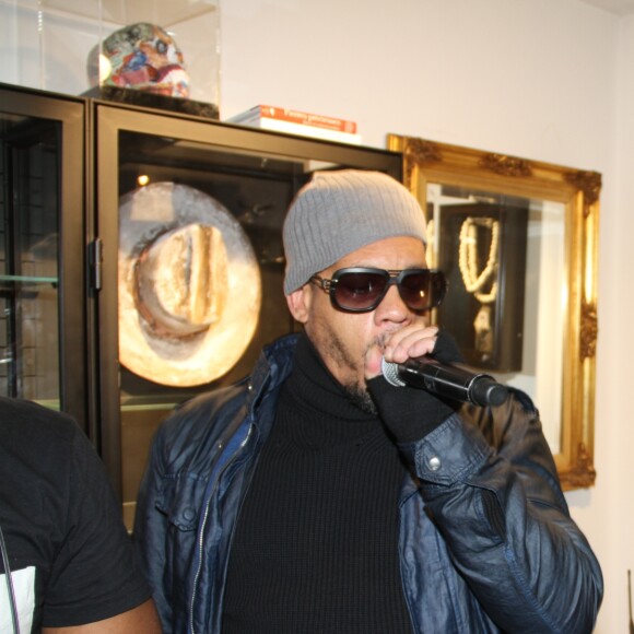 Exclusif - JoeyStarr (Joey Starr) - Deuxième anniversaire de la bijouterie Mad Lords à Paris, France, le 16 novembre 2017. Les fashionistas et amoureux du concept store de bijoux et accessoires Mad Lords avaient tous répondu présents à l'invitation de S. et C. Muller. © Philippe Baldini/Bestimage
