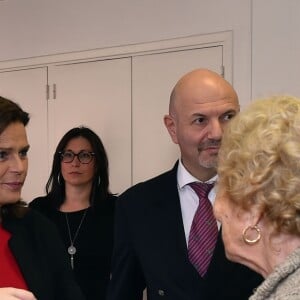 La princesse Stéphanie de Monaco, avec sa fille Camille Gottlieb, a remis le 18 novembre 2017 des colis gourmands pour les fêtes de fin d'année aux aînés de la principauté, au Foyer Rainier-III. © Bruno Bebert/Bestimage