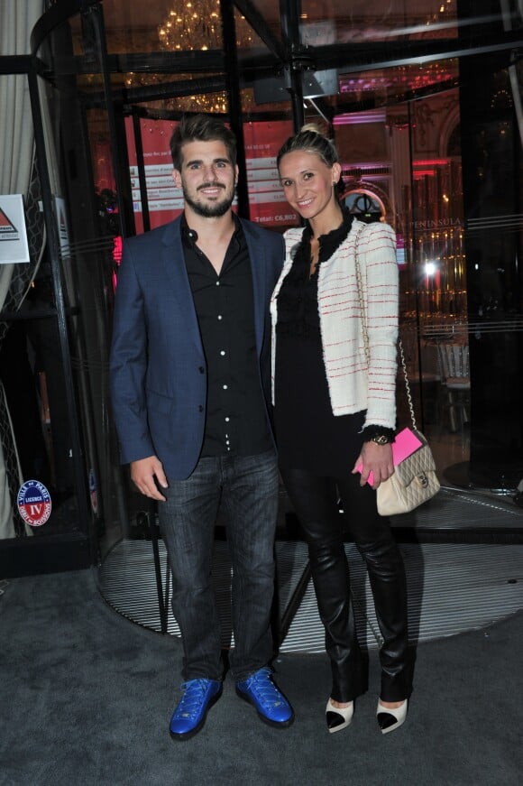Exclusif - Hugo Bonneval et sa compagne Tatiana Golovin - Dîner de gala au profit de la Fondation ARC pour la recherche contre le cancer du sein à l'hôtel Peninsula à Paris le 1er octobre 2015.