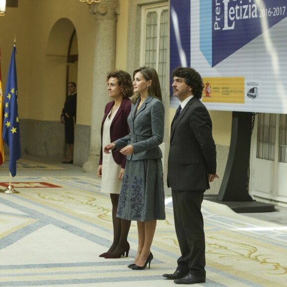 La reine Letizia d'Espagne lors de la remise des Prix Reine Letizia du handicap 2016 et 2017 le 21 novembre 2017 au palais du Pardo à Madrid.