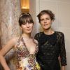 Cecily Lasnet (robe Chanel Haute Couture) et sa mère Stella Tennant - Débutantes à l'hôtel The Peninsula Paris, à l'occasion de la vingt-cinquième édition du Bal 2017, qui a lieu le samedi 25 novembre 2017. Paris, le 25 novembre 2017  © Le Bal / Borde-Jacovides-Moreau / Bestimage Les partenaires du Bal : Payal New York, le joaillier du Bal, The Peninsula Paris, l'hôtel du Bal, Renault, la voiture du Bal Les charités du Bal : Seleni et Enfants d'Asie Chaussures : Christian Louboutin Maquillage : M.A.C Cosmetics Coiffure : Alexandre de Paris