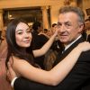 Helena Alesi (robe Emanuel Ungaro) et son père Jean - Le Bal - Les débutantes à l'hôtel The Peninsula Paris, à l'occasion de la vingt-cinquième édition Le Bal 2017 à Paris. Le 25 novembre 2017. © Le Bal / Borde-Jacovides-Moreau / Bestimage Les partenaires du Bal : Payal New York, le joaillier du Bal, The Peninsula Paris, l'hôtel du Bal, Renault, la voiture du Bal Les charités du Bal : Seleni et Enfants d'Asie Chaussures : Christian Louboutin Maquillage : M.A.C Cosmetics Coiffure : Alexandre de Paris