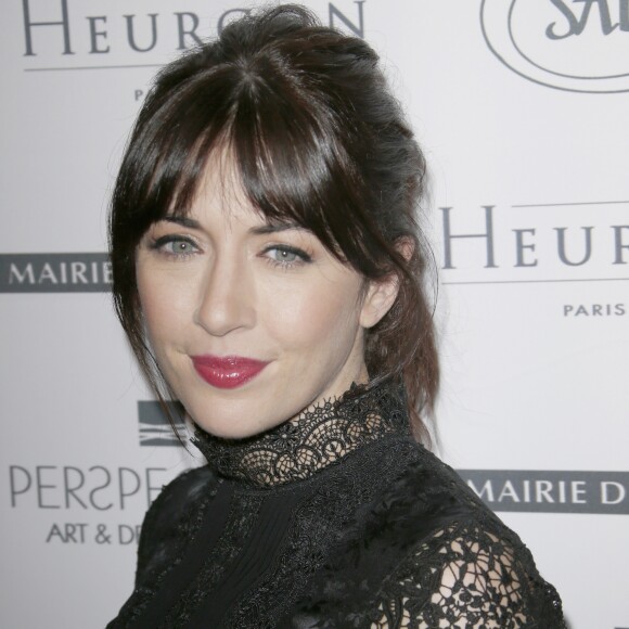 Nolwenn Leroy - Lancement des illuminations de Noël du Faubourg Saint-Honoré à Paris le 16 novembre 2017. © Chistophe Aubert via Bestimage