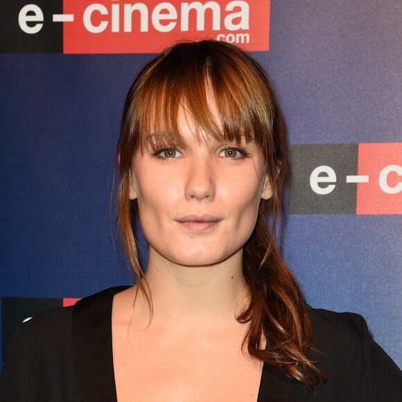 Ana Girardot à la soirée de lancement de "e-cinema.com". C'est une plateforme de cinéma dont l'ambition est de mettre en valeur la variété et la richesse de l'offre cinématographique en proposant un contenu entièrement inédit. Issy-les-Moulineaux, le 30 novembre 2017. © Guirec Coadic/Bestimage