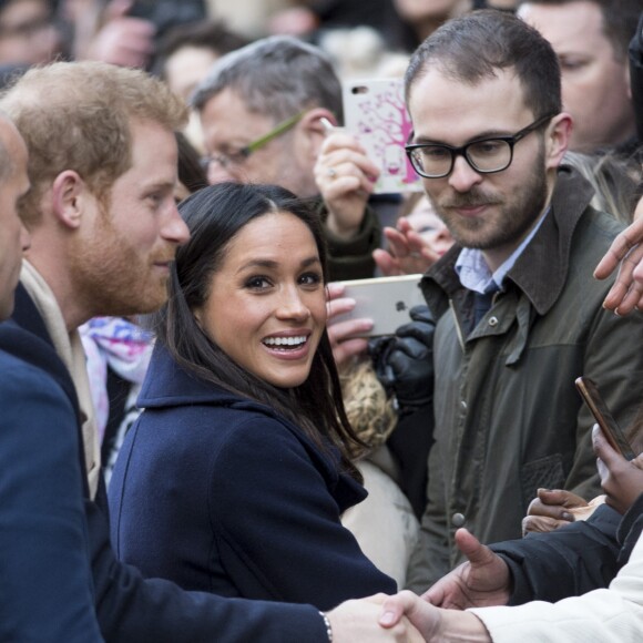 Meghan Markle avec le prince Harry à Nottingham le 1er décembre 2017, leur première mission royale ensemble après l'annonce de leurs fiançailles.