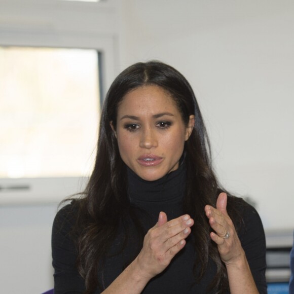 Meghan Markle avec le prince Harry à Nottingham le 1er décembre 2017, leur première mission royale ensemble après l'annonce de leurs fiançailles.