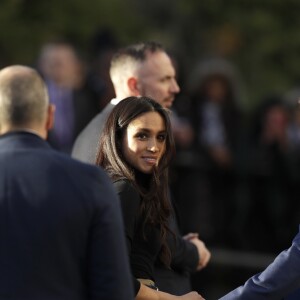 Meghan Markle avec le prince Harry à Nottingham le 1er décembre 2017, leur première mission royale ensemble après l'annonce de leurs fiançailles.