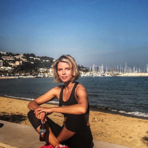 Sylvie Tellier est une grande sportive et cela se voit.