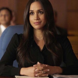 Meghan Markle dans la série "Suits". L'actrice américaine a quitté le show qui l'a révélée fin 2017 après ses fiançailles avec le prince Harry.