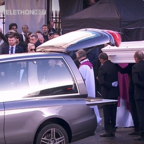 Le cerceuil de Johnny Hallyday lors des obsèques de la star à l'église de la Madeleine à Paris, le 9 décembre 2017.