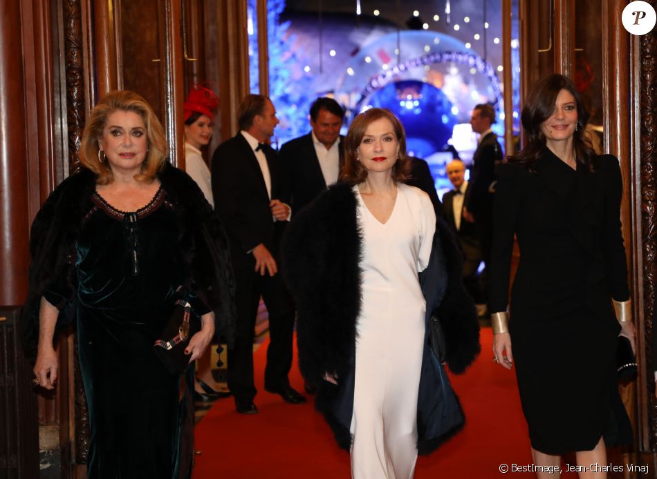 Catherine Deneuve, Isabelle Huppert, Chiara Mastroianni lors du dîner