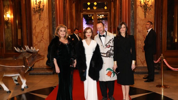 Caroline de Hanovre, Catherine Deneuve et Chiara Mastroianni brillent à Monaco
