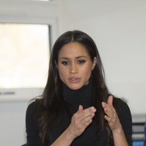 Meghan Markle, un mois après l'annonce de ses fiançailles avec le prince Harry (qu'elle accompagnait le 1er décembre 2017 en mission à Nottingham - notre photo), est conviée à la réunion de la famille royale britannique autour de la reine Elizabeth II à Sandringham pour célébrer Noël.