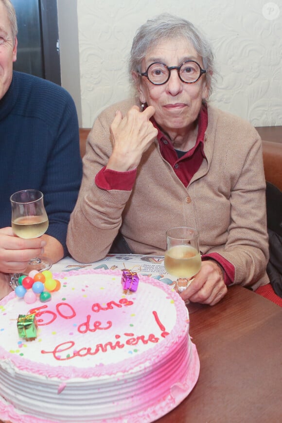 Exclusif - Anémone lors de la soirée hommage pour les 50 ans de carrière d'Anémone au café "Bonne Bière" à Paris, le 29 novembre 2017. © CVS/Bestimage