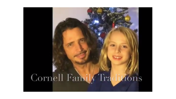 Chris Cornell : Une vidéo de Noël déchirante avec son fils, après son suicide