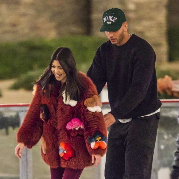 Kourtney Kardashian et Younes Bendjima à Malibu. Le 23 décembre 2017.