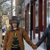 Exclusif - Melanie Griffith et sa fille Dakota Johnson se promènent à Aspen le 26 décembre 2017.