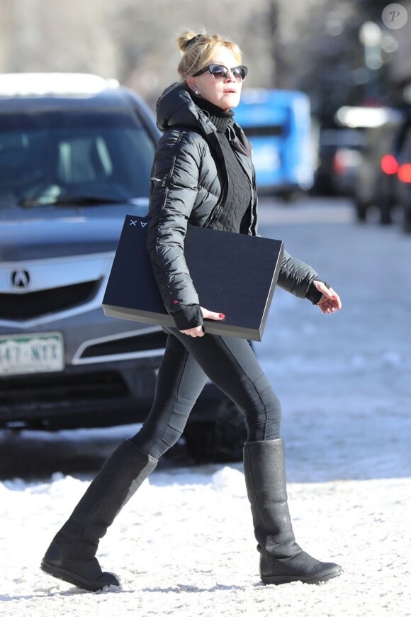 Melanie Griffith fait du shopping à Aspen le 26 décembre 2017.