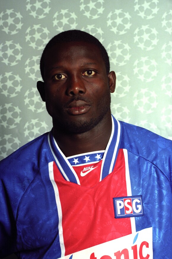George Weah au Paris St. Germain à 1994.