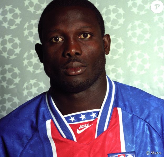 George Weah au Paris St. Germain à 1994.