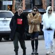 Exclusif - Rita Ora à la boutique Prada avec son compagnon Andrew Watt et des amis à Aspen. Le 31 décembre 2017.