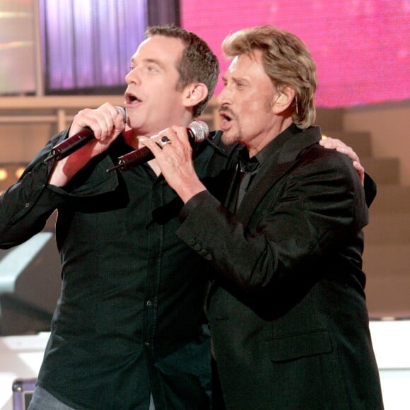 Garou et Johnny Hallyday sur TF1 en 2006.