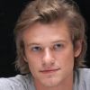 Lucas Till, en conférence de presse pour la série "MacGyver". Le 21 juillet 2016 au Hilton Hôtel de San Diego pour le Comic-Con.