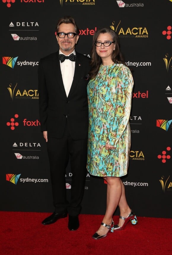 Gary Oldman et sa femme Gisele Schmidt - 7e édition des AACTA International Awards à Los Angeles. Le 5 janvier 2018.