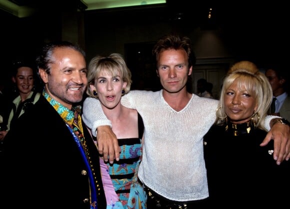 Gianni Versace, Trudi Styler, Sting et Donatella Versace à Londres. Mai 1992.