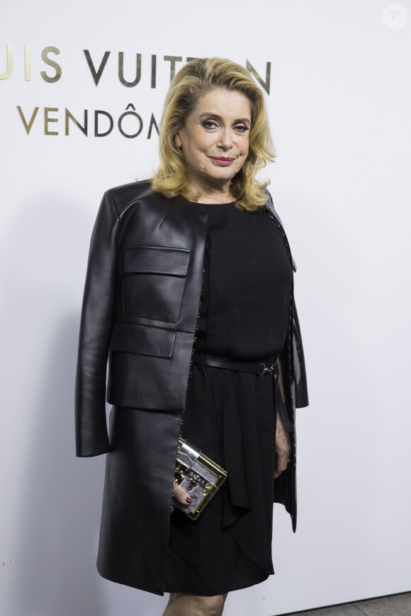Catherine Deneuve - Soirée d'ouverture de la boutique Louis Vuitton place Vendôme à Paris, le 2 octobre 2017.
