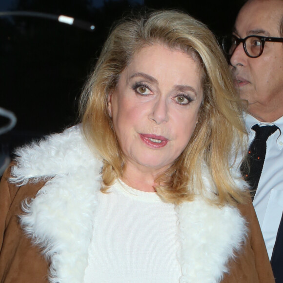 Catherine Deneuve - Arrivée des people au défilé de mode "Saint Laurent" collection Printemps/Eté 2018 lors de la fashion week à Paris, le 26 septembre 2017. © CVS/Veeren/Bestimage