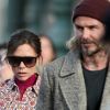 David et Victoria Beckham arrivent à Paris par l'Eurostar en provenance de Londres le 17 janvier 2018. David porte un sac Vuitton. © Cyril Moreau/Bestimage