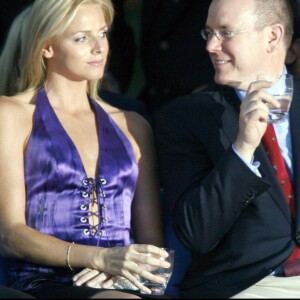 Charlene Wittstock et le prince Albert de Monaco à la soiree Amber Fashion le 25 mai 2007 au Sea Club Meridien Beach Plaza © Junior/Angeli/Bestimage