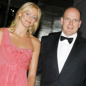 Charlene Wittstock et le prince Albert II de Monaco au gala du Grand Prix de F1 de Monaco le 27 mai 2007