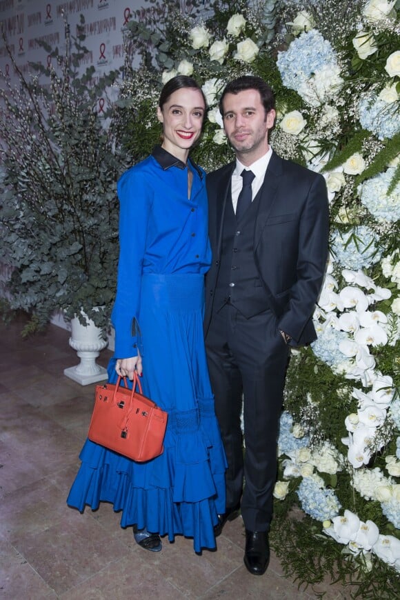 Dorothée Gilbert et James Bort - Photocall de la 16e édition du Dîner de la mode en faveur du Sidaction, dans la salle de réception du Pavillon d'Armenonville à Paris, le 26 janvier 2018. © Olivier Borde/Bestimage