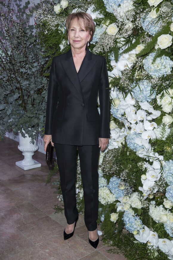 Nathalie Baye - Photocall de la 16ème soirée Sidaction dans la salle de réception du Pavillon d'Armenonville à Paris, France, le 26 janvier 2018. © Olivier Borde/Bestimage