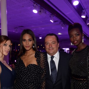 Alexina Graham, Iris Mittenaere, Cindy Bruna, Gilles Mansart, Maria Borges et Kristina Bazan - 16ème soirée Sidaction dans la salle de réception du Pavillon d'Armenonville à Paris, France , le 25 janvier 2018. © Rachid Bellak/Bestimage