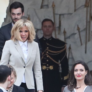 Semi Exclusif - Angelina Jolie quitte le palais de l'Elysée après un rendez-vous avec Brigitte Macron à Paris le 30 janvier 2018.