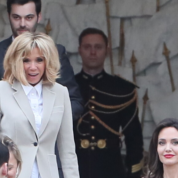 Semi Exclusif - Angelina Jolie quitte le palais de l'Elysée après un rendez-vous avec Brigitte Macron à Paris le 30 janvier 2018.