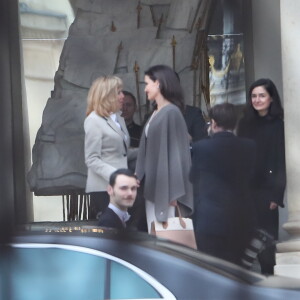 Semi Exclusif - Angelina Jolie quitte le palais de l'Elysée après un rendez-vous avec Brigitte Macron à Paris le 30 janvier 2018.