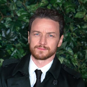 James McAvoy - Arrivée des people à la cérémonie des "Evening Standard Theatre Awards" au théâtre Old Vic à Londres, le 13 novembre 2016.