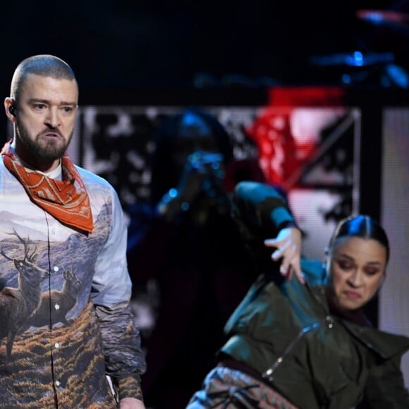 Justin Timberlake assure le show de la mi-temps lors du Super Bowl à Minneapolis, le 1 février 2018.