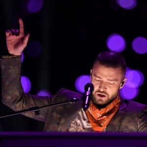 Justin Timberlake assure le show de la mi-temps lors du Super Bowl à Minneapolis, le 1 février 2018.