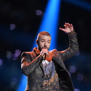 Justin Timberlake assure le show de la mi-temps lors du Super Bowl à Minneapolis, le 1 février 2018.